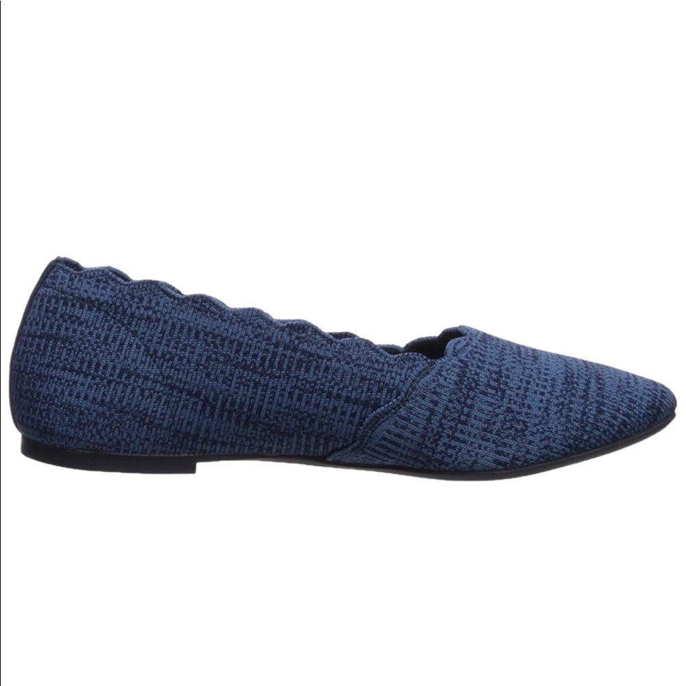 Women's Cleo-Newford-Scalloped Knit Ballet Flat - Picture 4 of 5